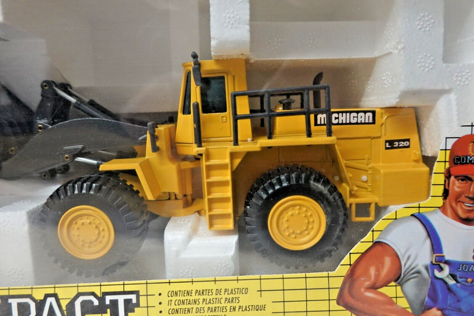 JOAL 239 Michigan L 320 Wheel Loader 1:50 Scale