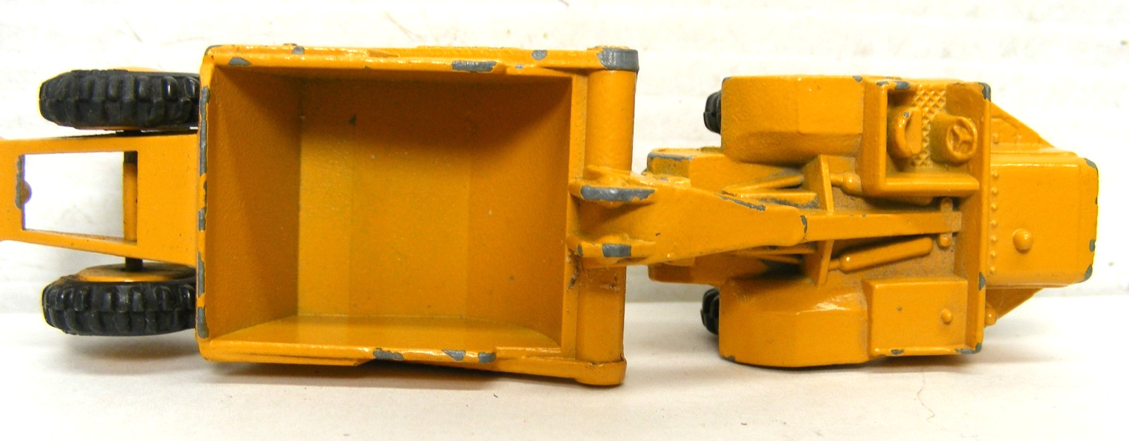 Vintage Lit’l Toy No 8-69 Michigan 310 Die-cast Construction Scraper Made In USA
