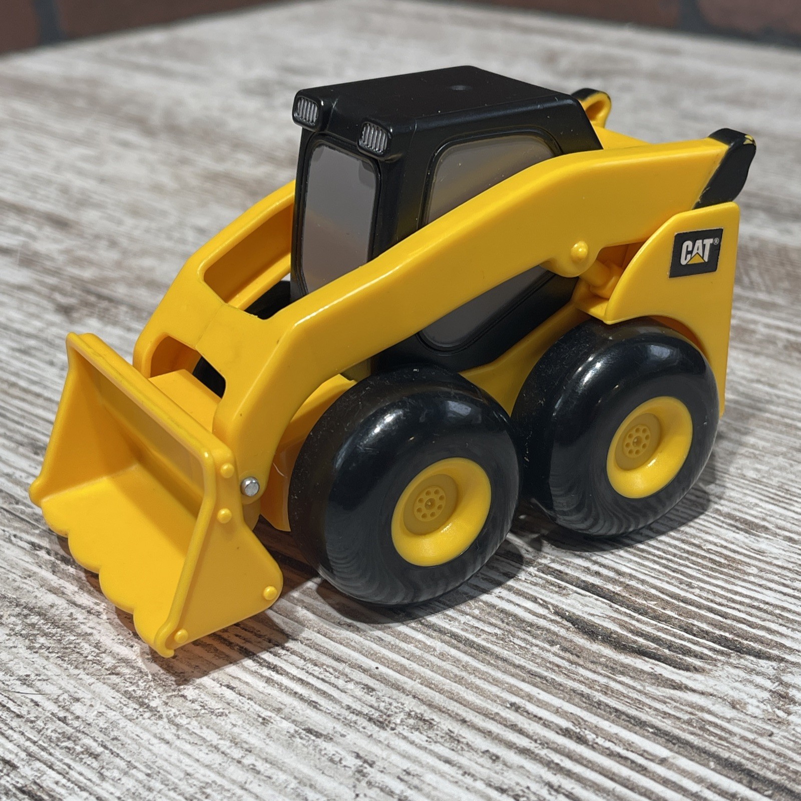Toy State CAT Skid Steer Loader Truck Toy Wind Up – Small – Fast Shipping!