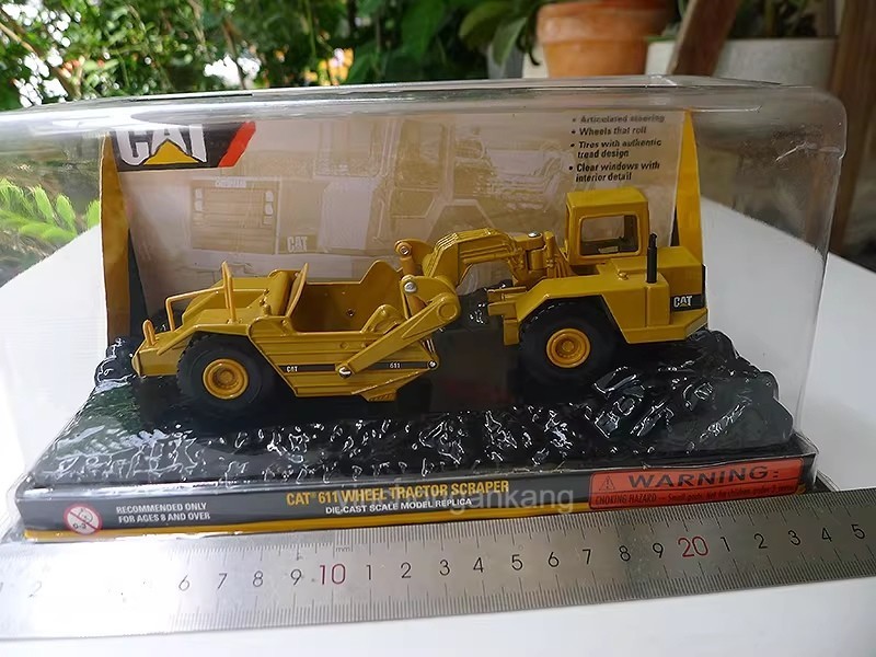 Diecast Masters 85695 – Caterpillar CAT 611 Wheel Tractor Scraper 1:64