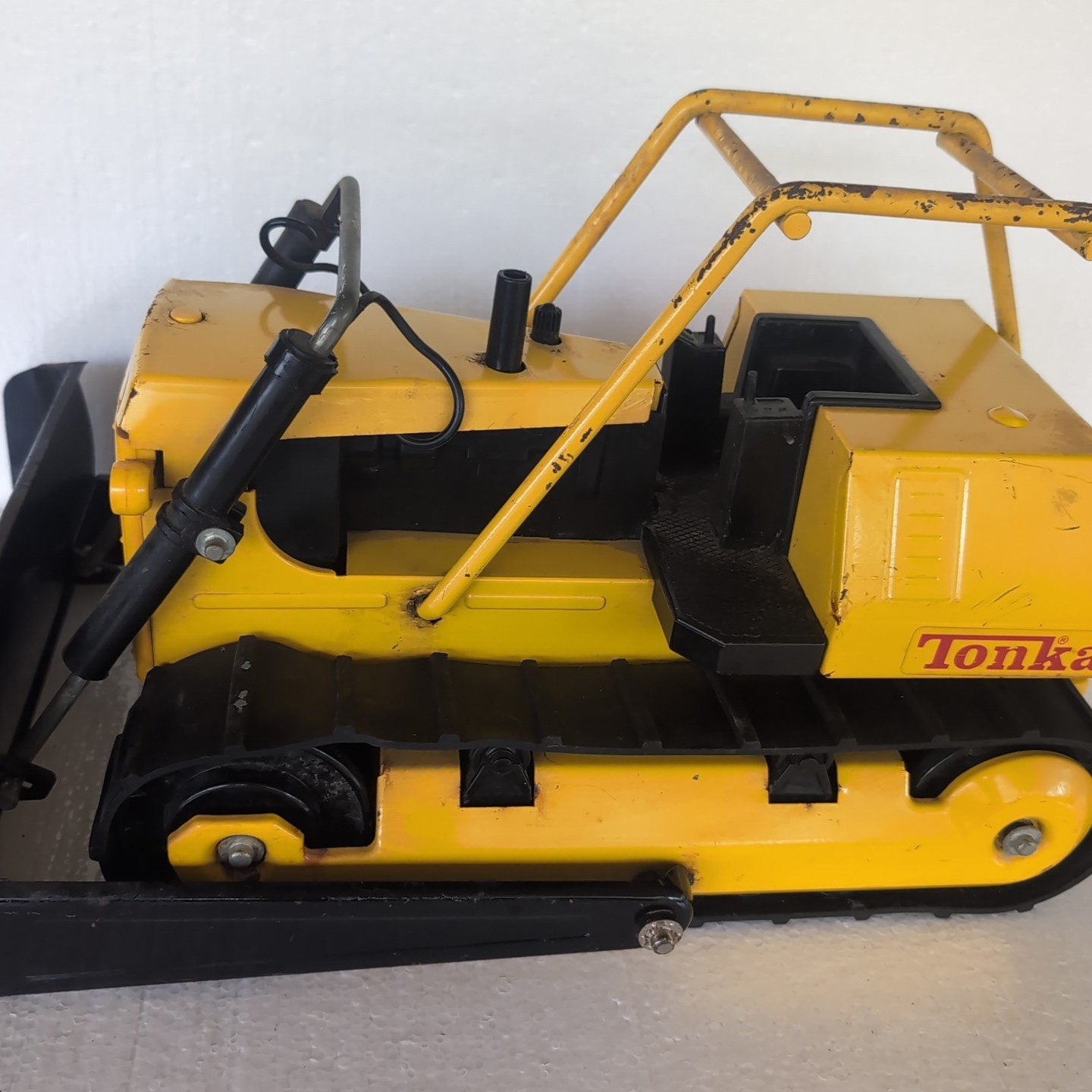 Vintage Tonka T9 Bulldozer