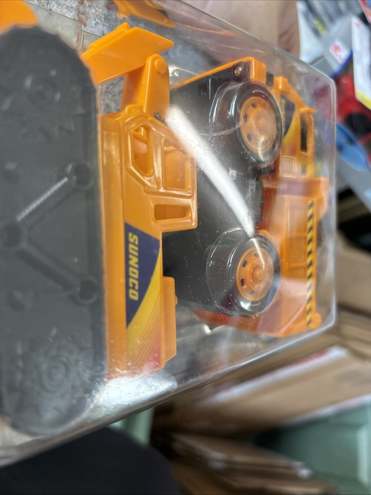 NIP 2002 SUNOCO Construction Vehicles Dump Truck And Excavator Toys