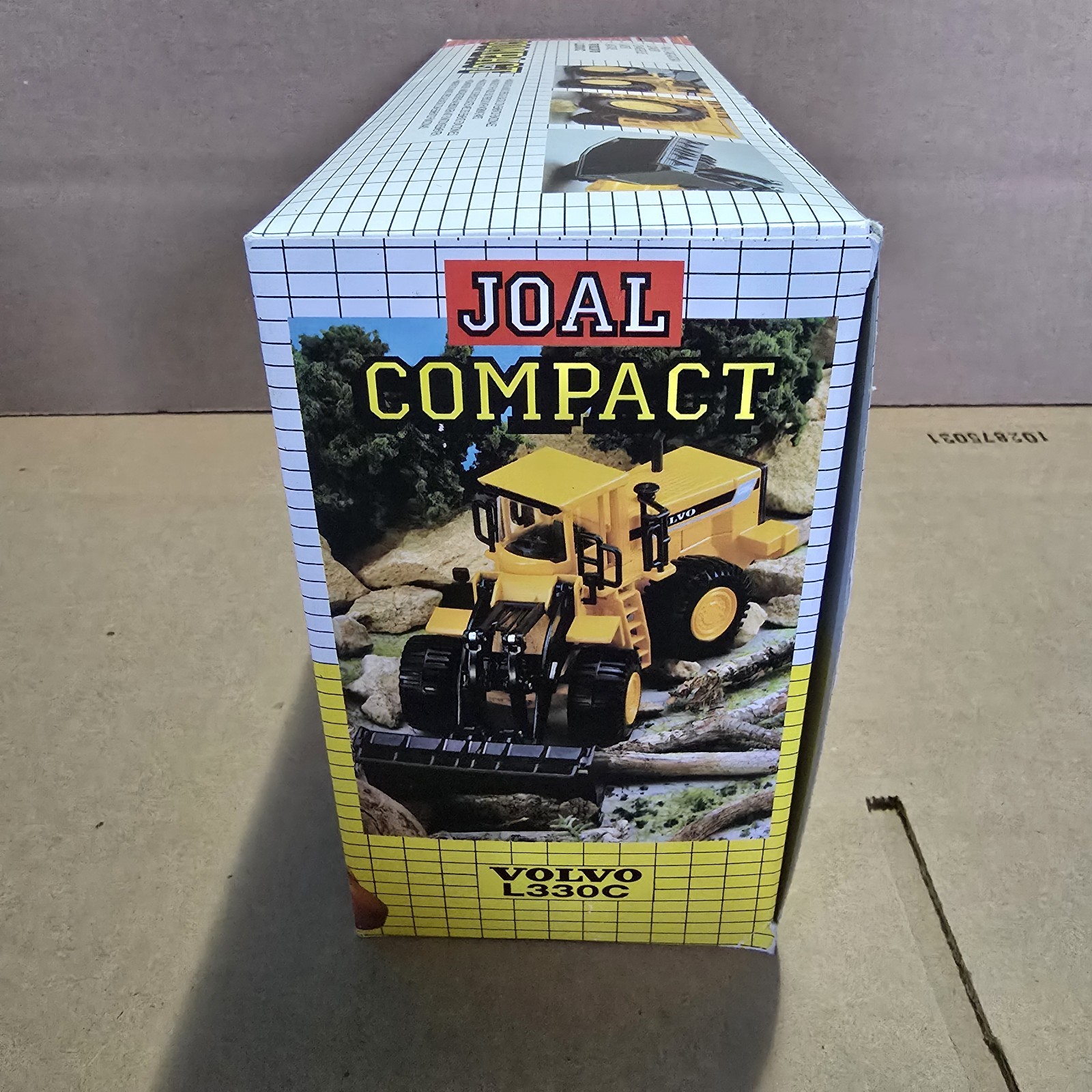 JOAL 197 VOLVO L-330C WHEEL LOADER 1:50 SCALE N.I.B.