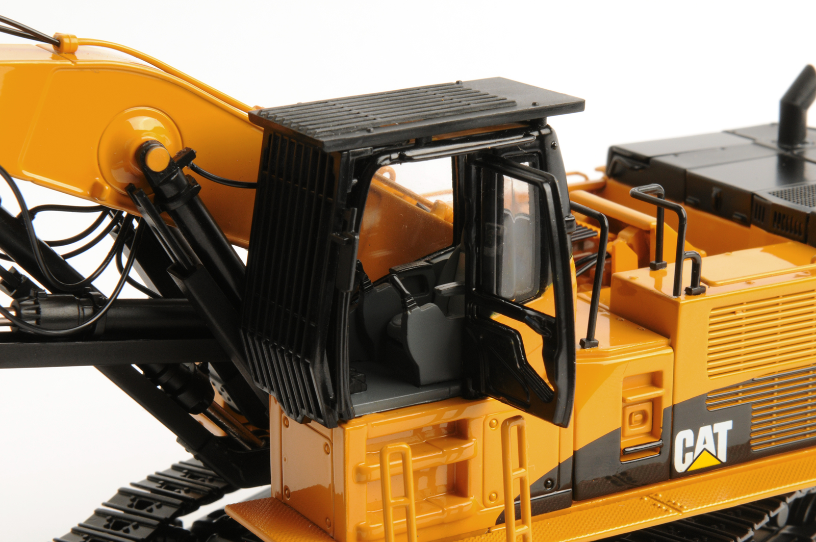 Caterpillar 385C FS Shovel – 1/48 – CCM – Diecast – Brand New 2012