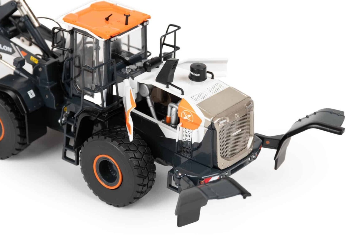 IMC MODELS,Loader DEVELON DL420-7 Concept X, 1/50, IMC16-1015