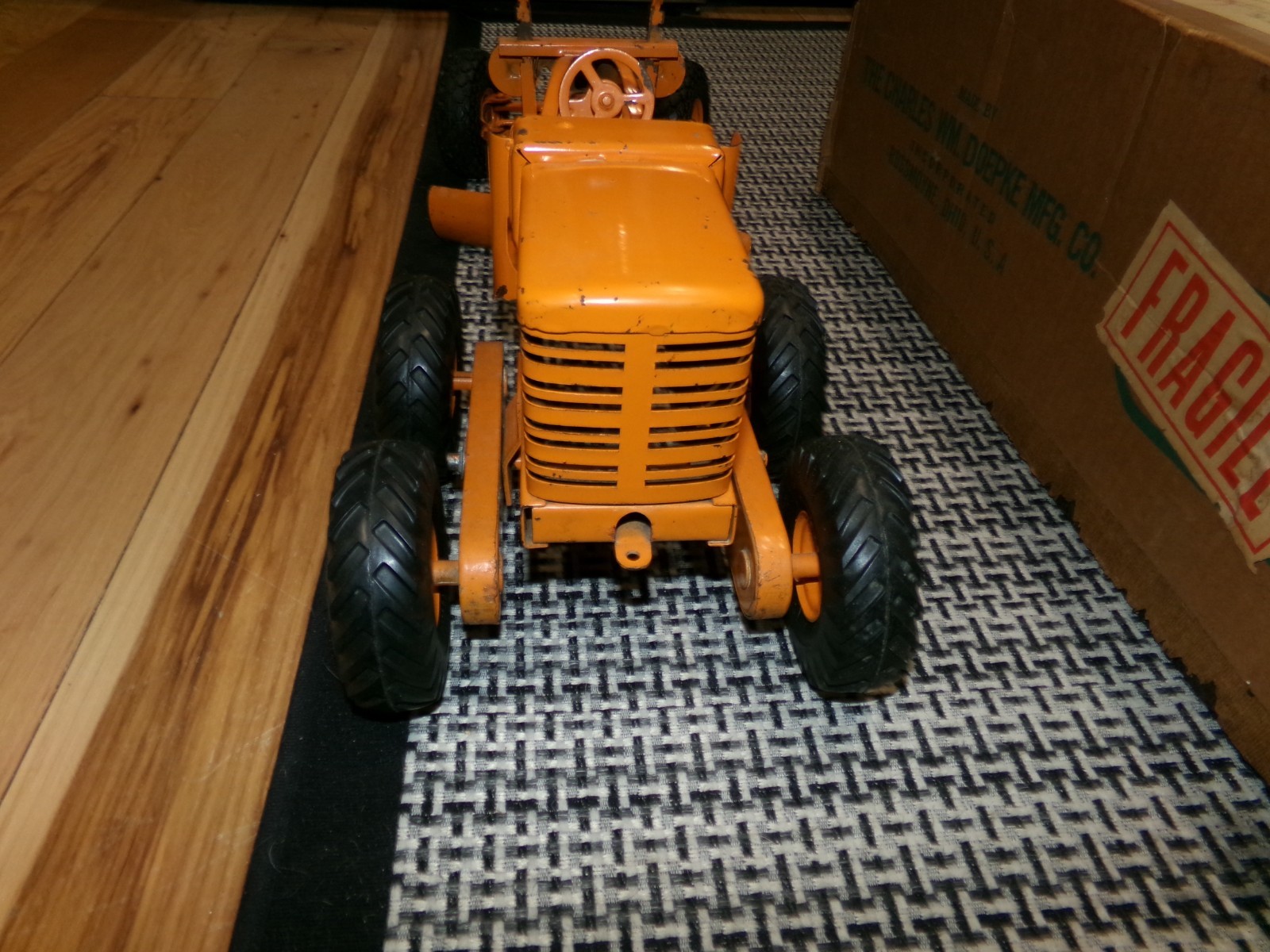 Vintage 1950s Pressed Steel Doepke Adams Orange Road Grader #2006 Original Box
