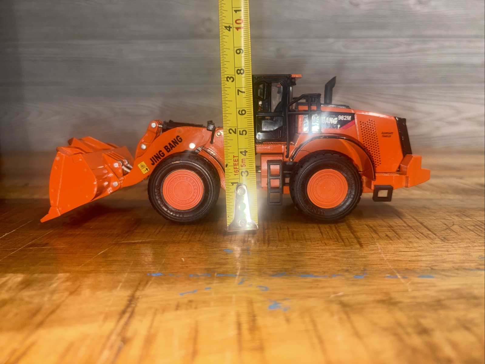 Jing Bang Cat 982m Loading Shovel/ Wheel Loader Diecast