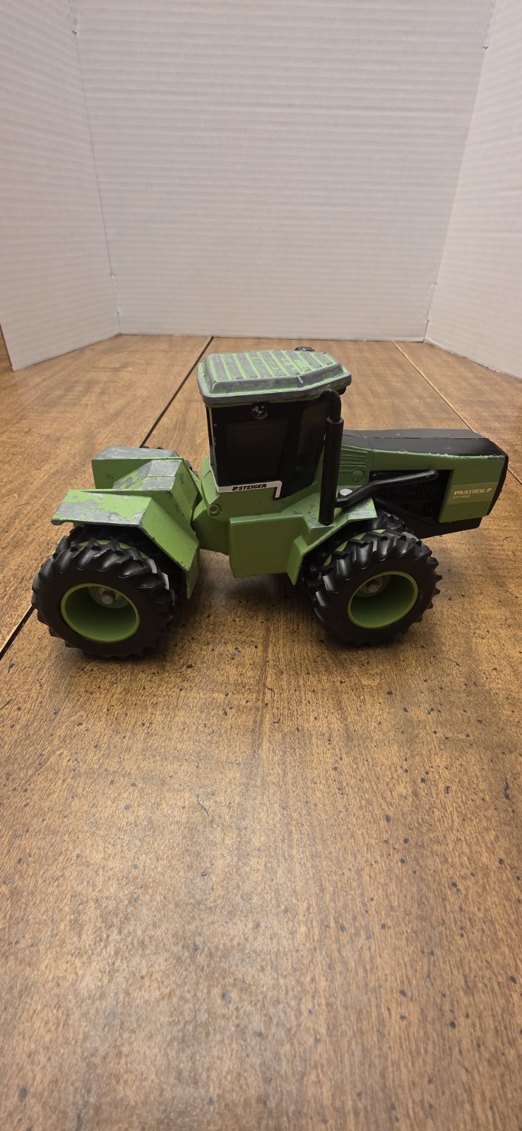 SCALE MODELS STEIGER PANTHER CP-1400 4WD FARM TOY TRACTOR 1/32 Vintage Heavy