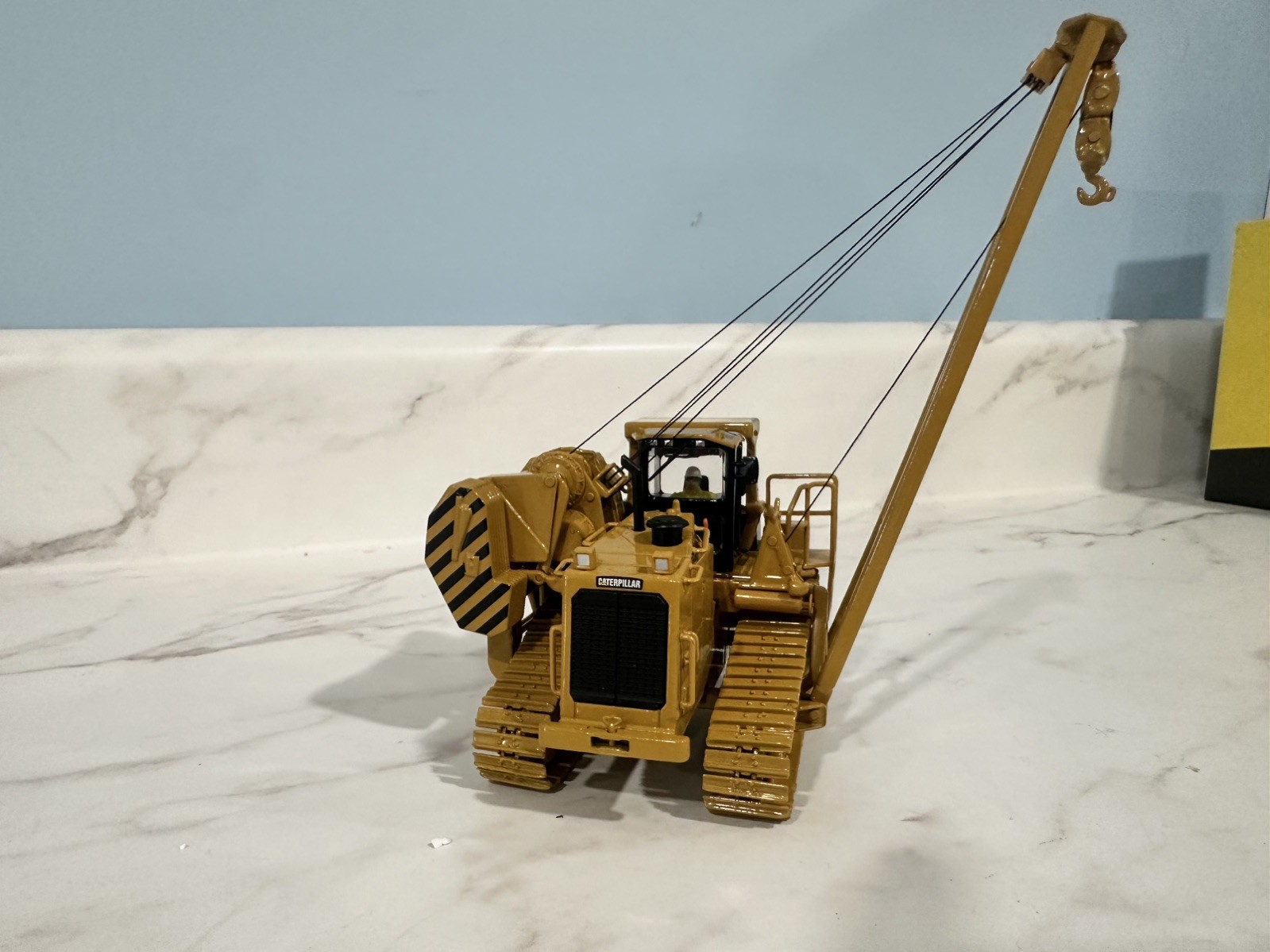 Caterpillar 587T Pipelayer Metal Tracks Diecast Masters 85272 1:50