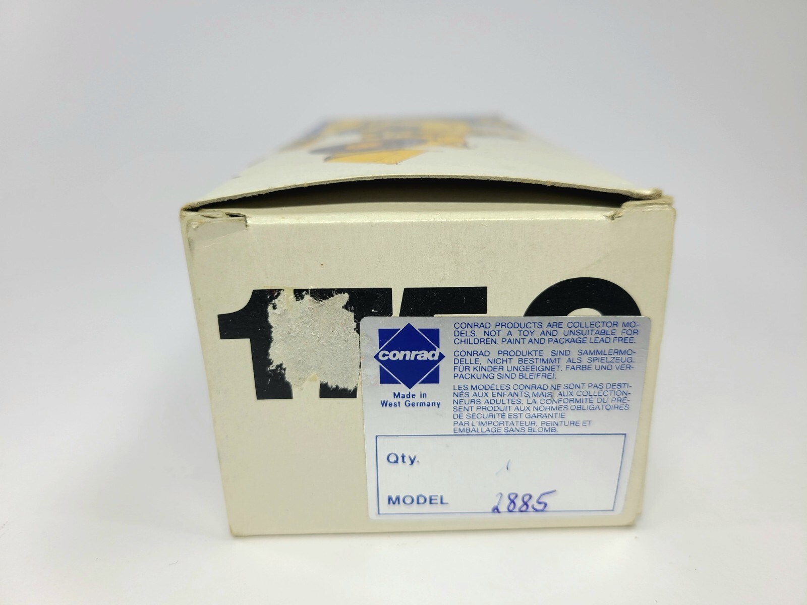 Clark Michigan 175C Wheel Loader – Black Arms – Conrad 1:50 Scale Model #2885.3