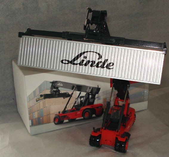 Linde Reach Stacker Forklift lift truck MiB +Metal Container(V2 with black CD)