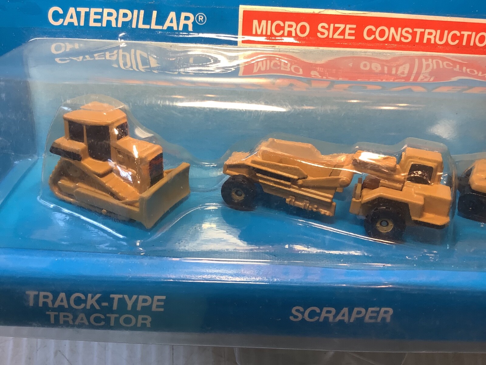 ERTL Mighty Movers Micro Construction Set Tractor, Scraper, Challenger DieCast