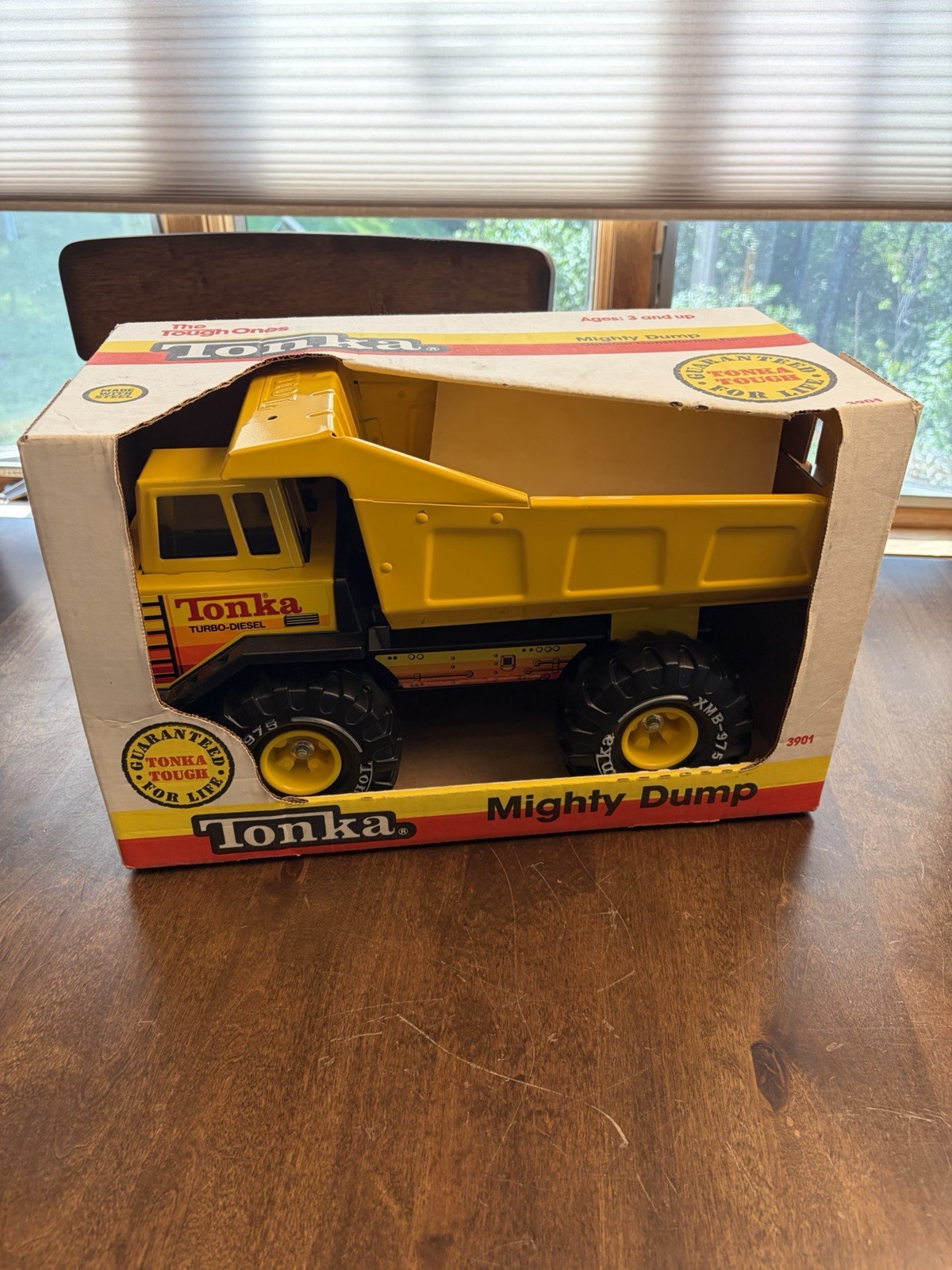 1989 Tonka Mighty Dump Truck #3901 NEW IN BOX- Turbo Diesel- Original Steel