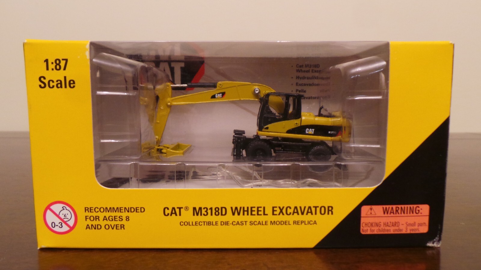 Norscot Cat M318D Wheel Excavator 55177 Collectible Die-Cast 1:87