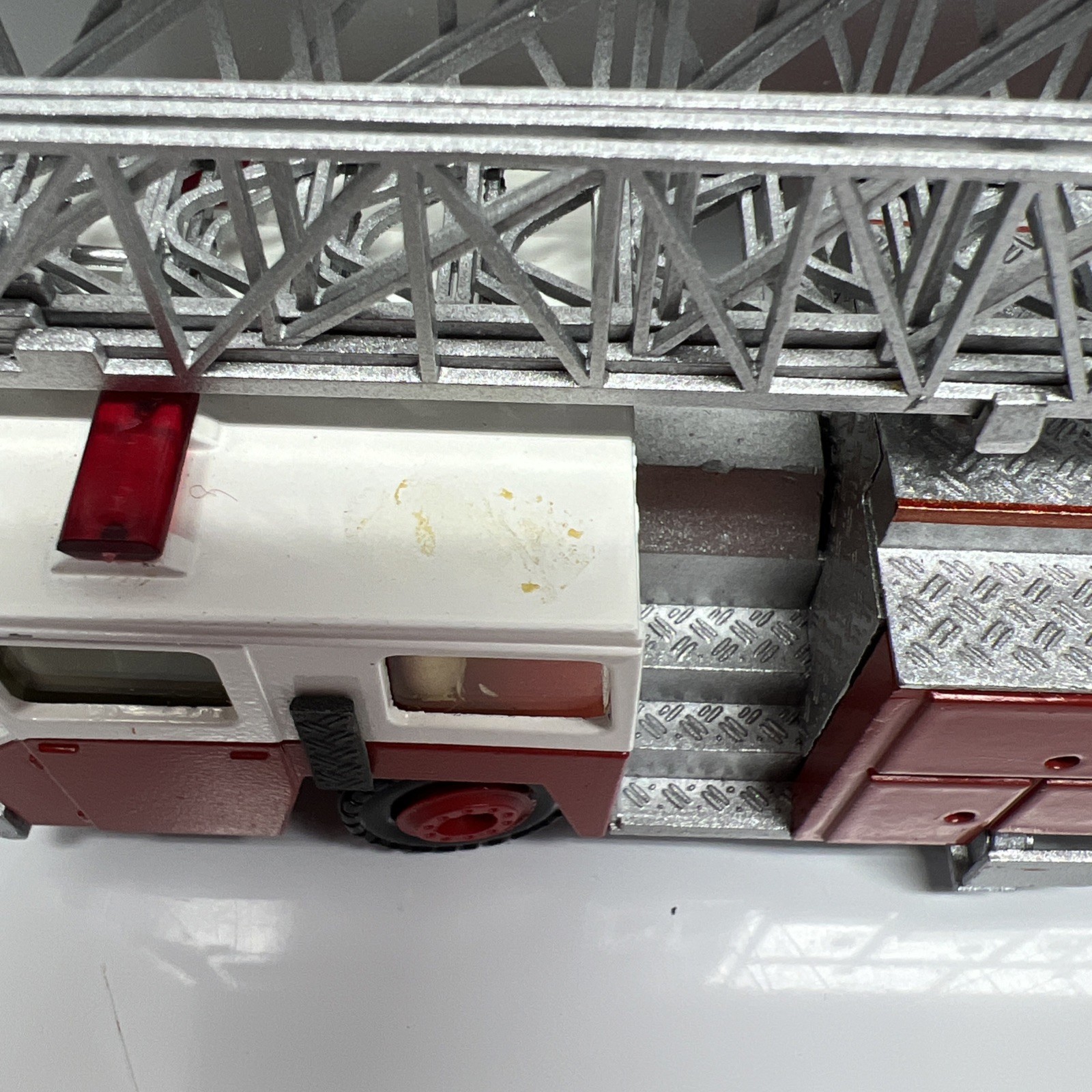 Conrad 5502 Aerial Hook Ladder Fire Truck Engine Collector Toy 1/50 W Germany FD