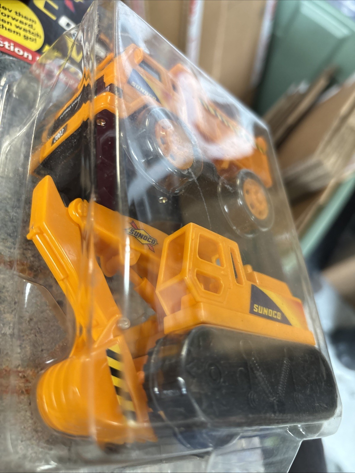 NIP 2002 SUNOCO Construction Vehicles Dump Truck And Excavator Toys