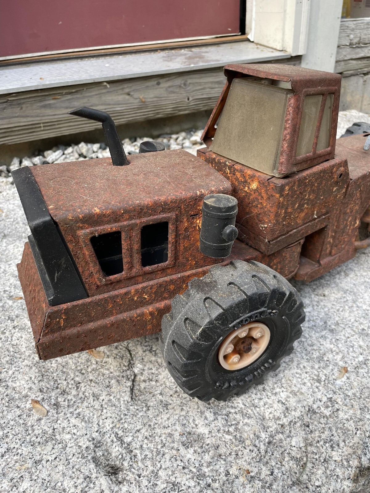 VINTAGE 1970S XMB-975 TONKA MIGHTY ROAD GRADER TOY