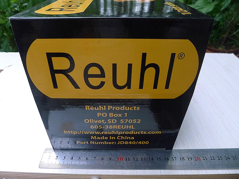 1:24 Scale John Deere 840 Diesel with 400 Scraper – Reuhl Model JD840/400 New