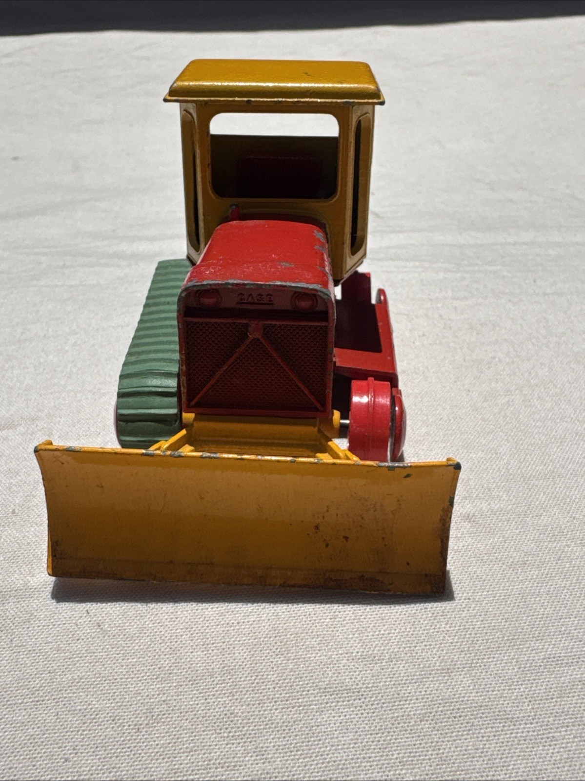 Lesney/Matchbox King Size #K17 Case Tractor *Missing One Track