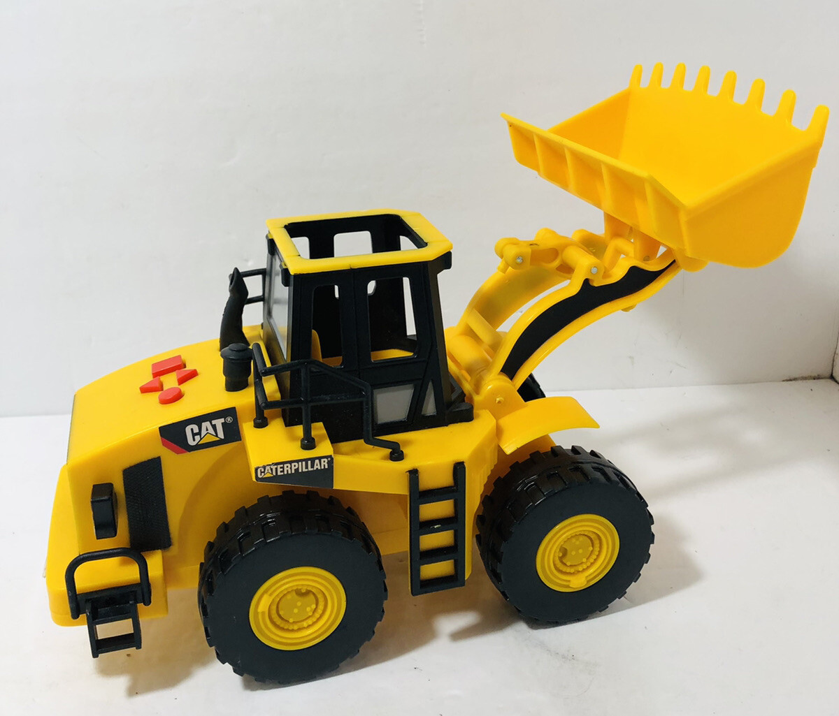 CAT Caterpillar Construction Job Site Machines Battery Operated