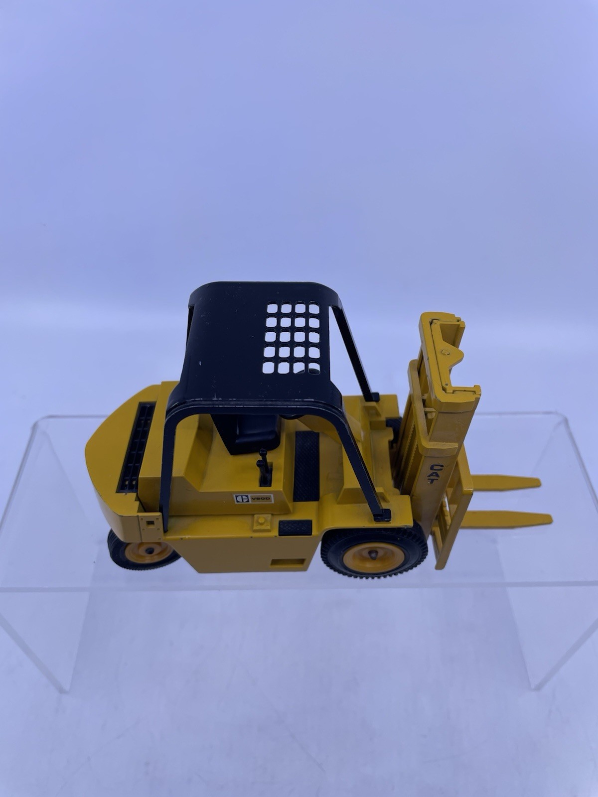 Vintage CATERPILLAR V 80 D Forklift Fork Lift 1:25 NZG 182 West Germany D