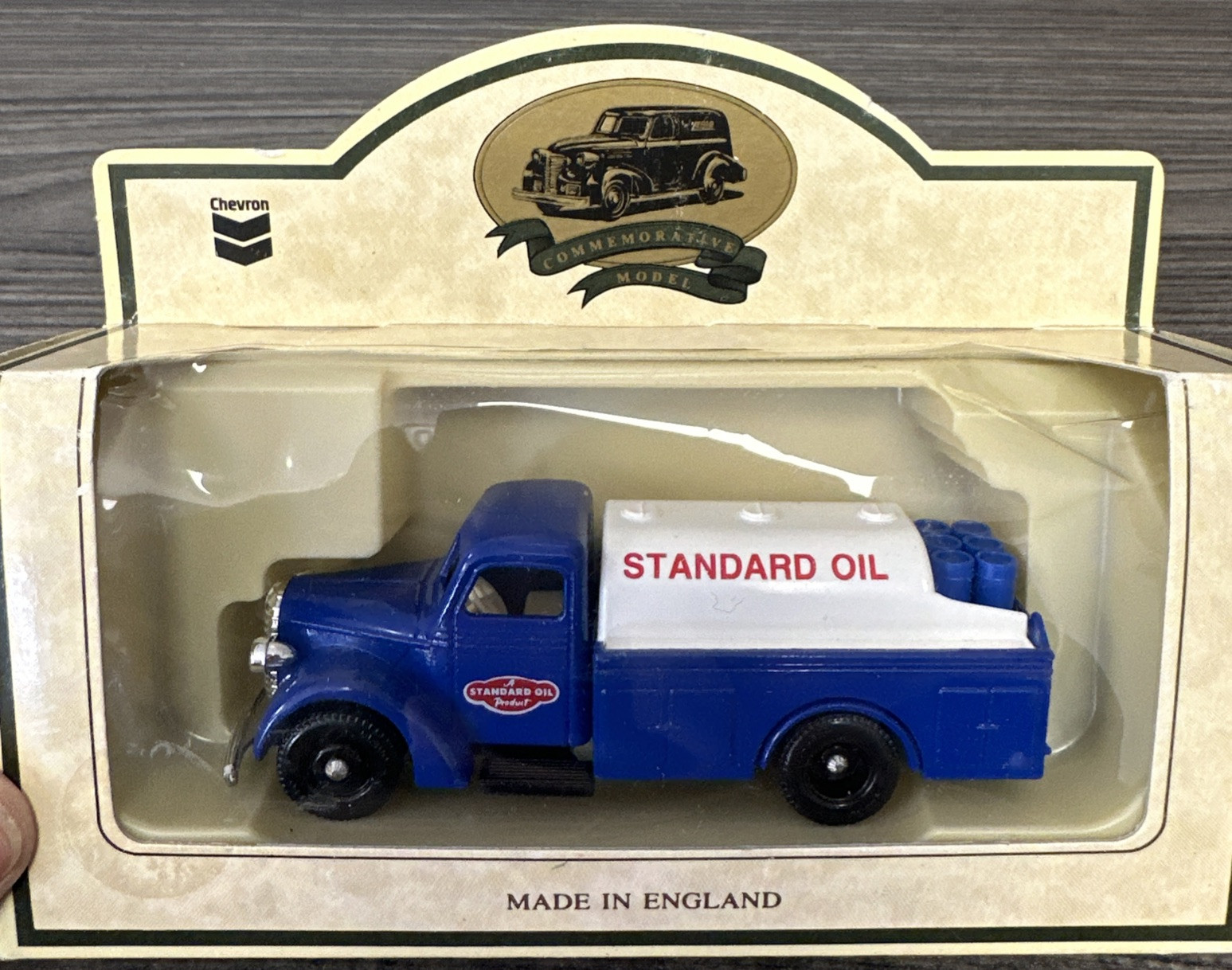 Lledo PLC Die-Cast Chevron 1936 Farm Delivery Truck NIB