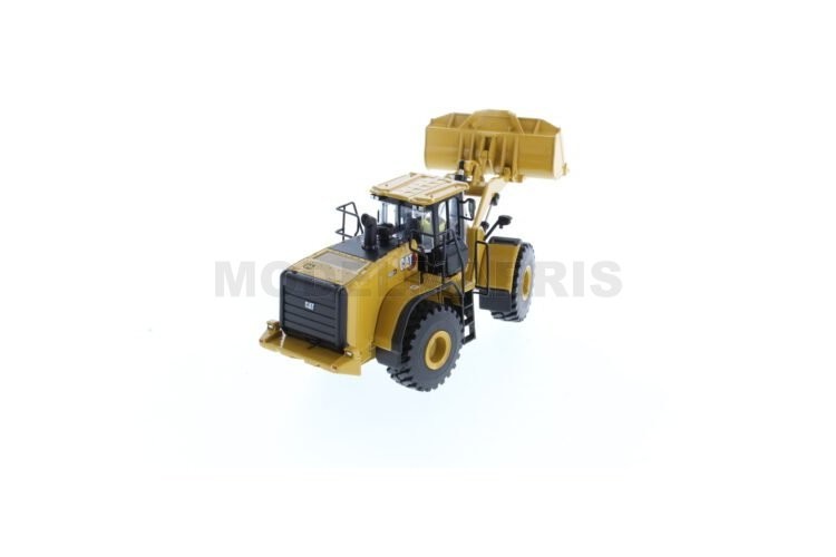 DIECAST MASTERS 85682 Cat 966 Gc Rubberized Charger – Diecast Masters – 85682 –