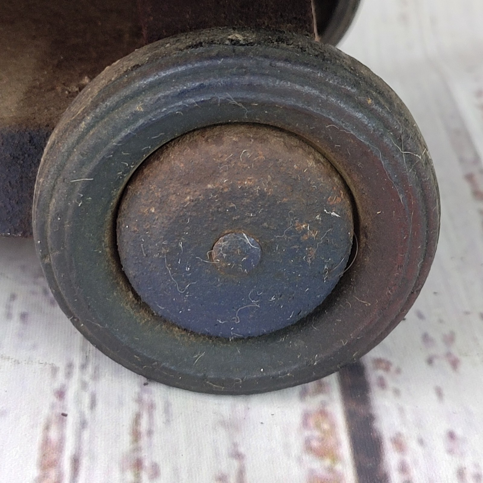 Vintage structo? 1920 or 30 very old pressed steel dump truck 24″ long no hood