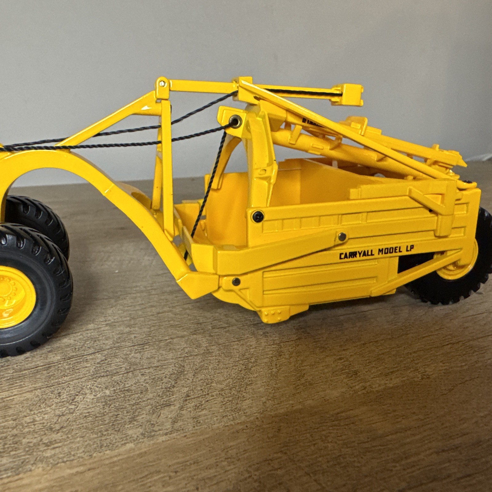 SPEC CAST LE TOURNEAU Super C MODEL LP CARRYALL SCRAPER SCALE 1:50 DIE CAST