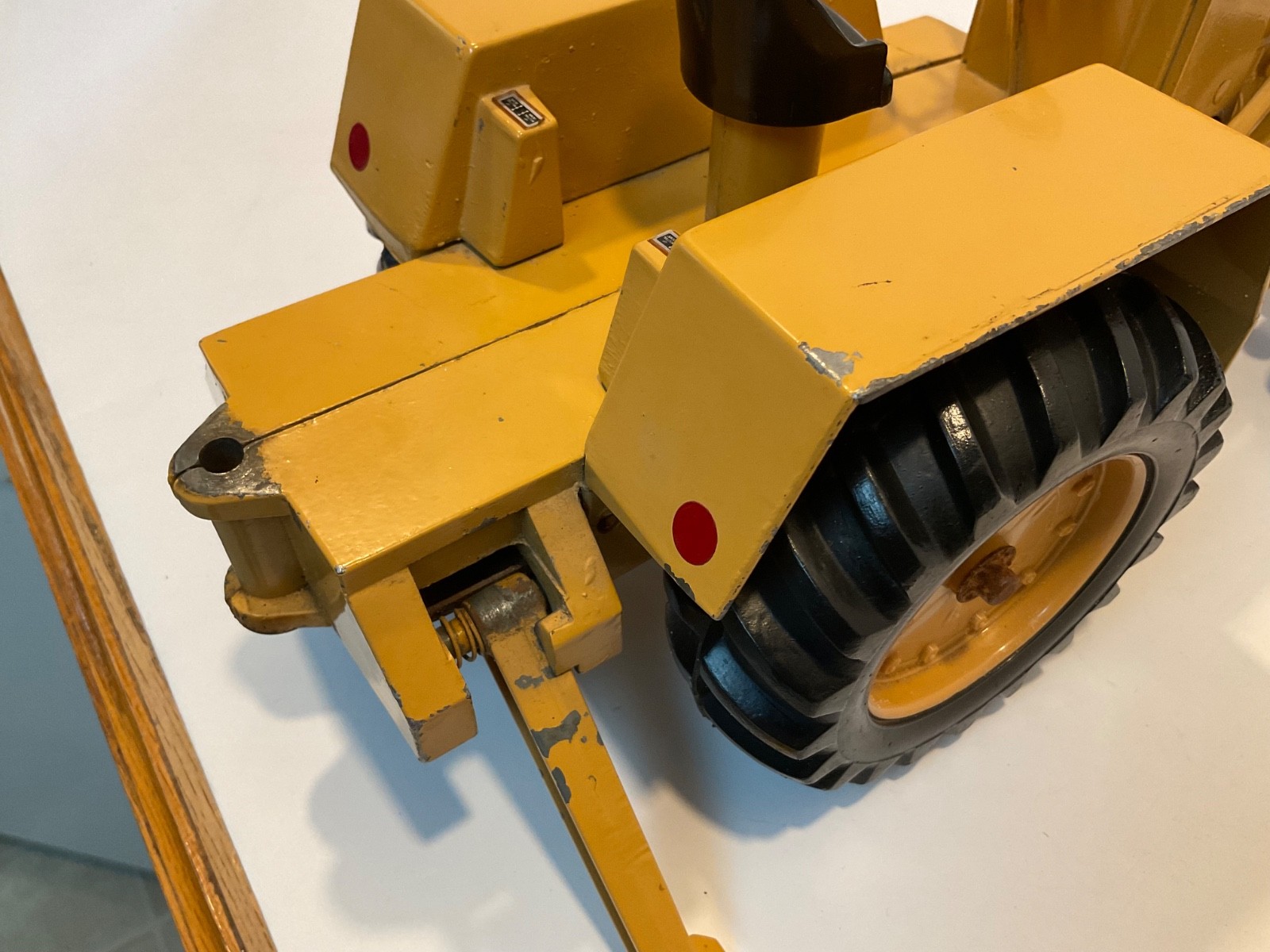 Vintage Ertl Ford 755A Backhoe Loader 1/12 for parts or restoration.