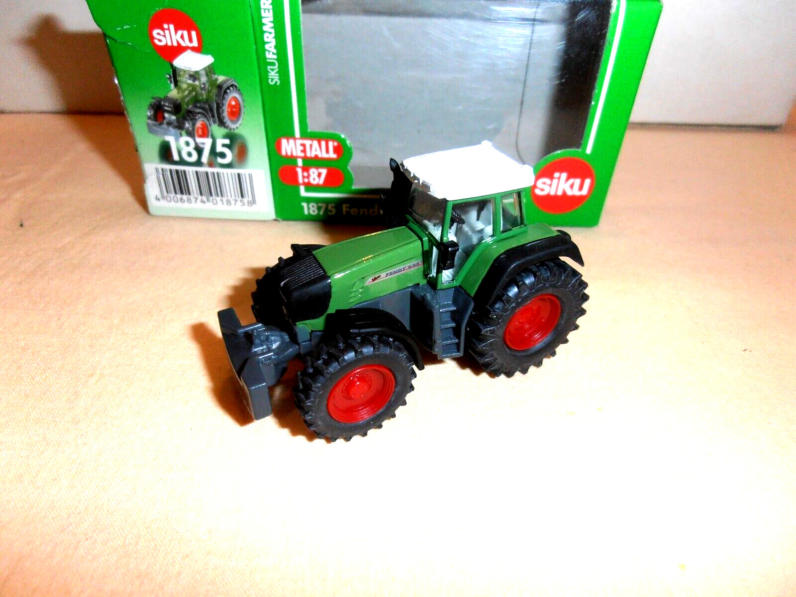 NEW SIKU 1/87 METAL ART.1875 “FANTASTIC TRACTOR FENDT 930” ORIGINAL BOX