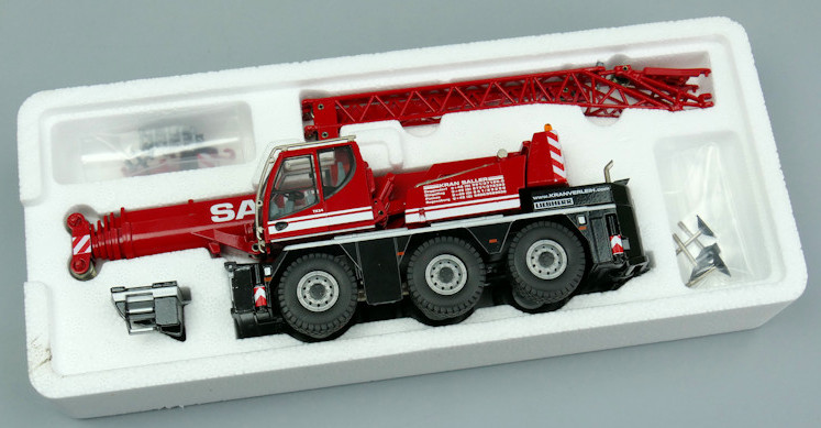 CONRAD,Crane LIEBHERR LTC 1045-3.1 – 3 Axles “SALLER”, 1/50, CON2109/03