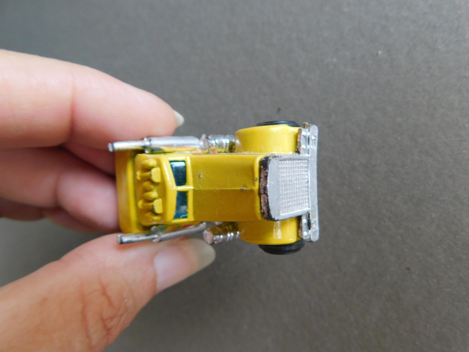 Semi Tractor Trailer Truck Hauler (Yellow) – 1978 Universal Products Diecast Car