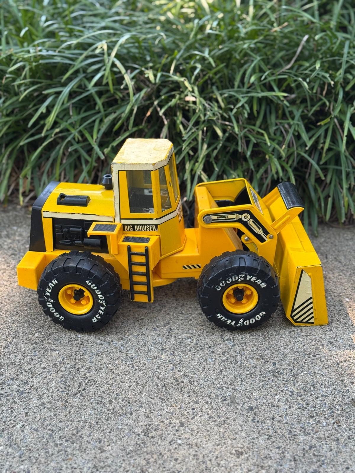 Rare 1992 Buddy L Big Bruiser Front Loader Truck