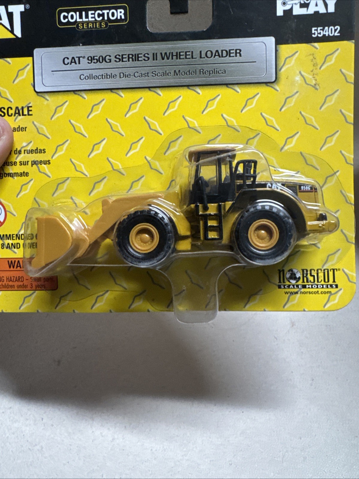 NORSCOT Caterpillar CAT 950G Series II Wheel Loader 55402 Scale 1:87 NIB