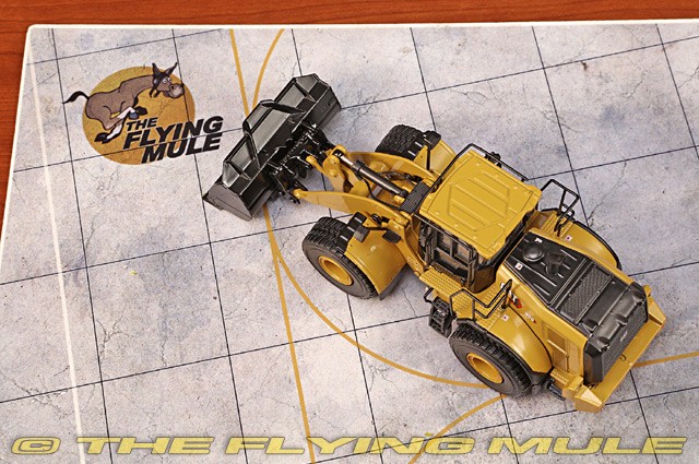 Diecast Masters 1:50 950 Wheel Loader