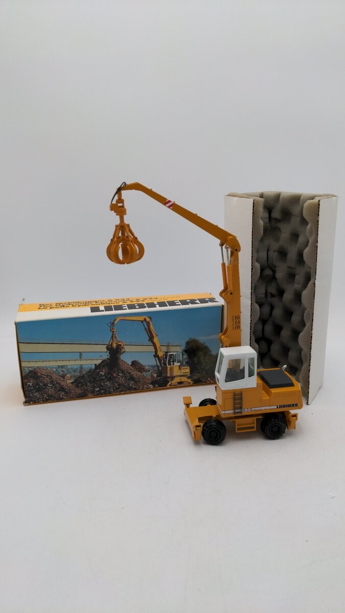 Conrad 2832 1:50 Scale Liebherr A 932 Litronic The Hydraulic Excavator Diecast