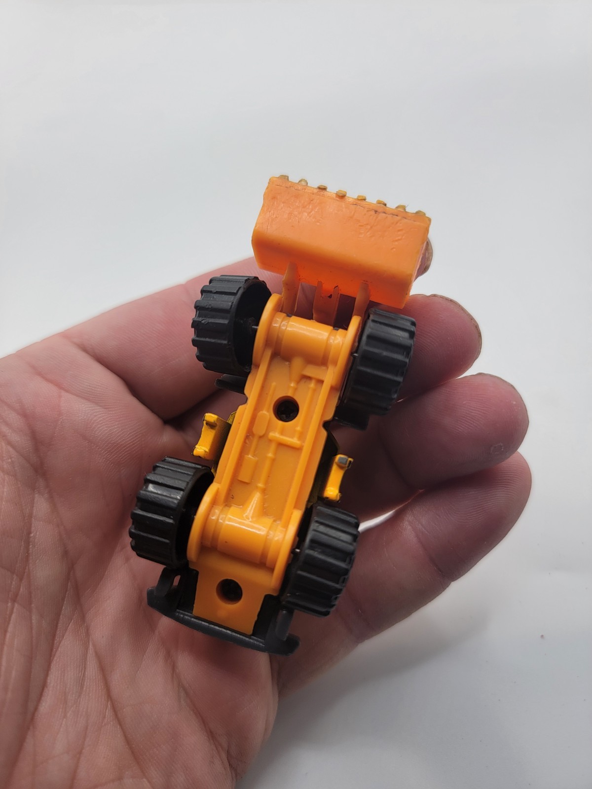 Classic Construction Die Cast Frint Loader Toy Hercules H600
