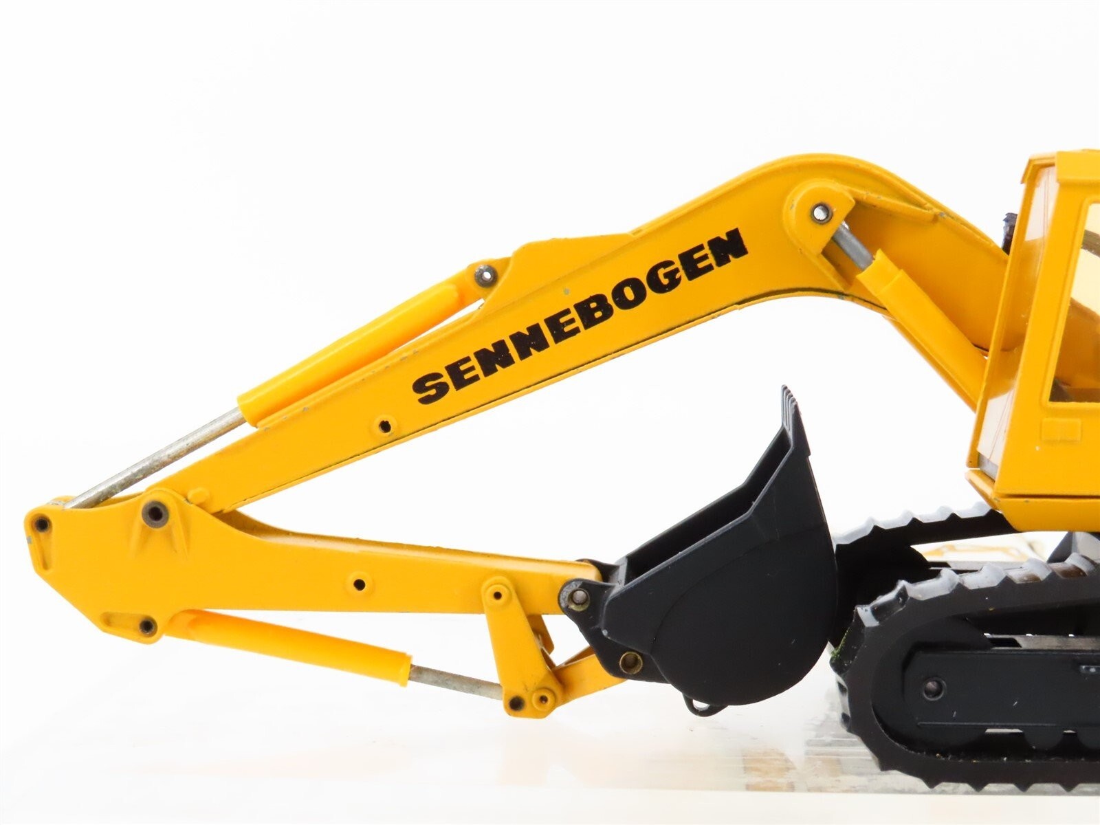 Sennebogen 526 Excavator – Conrad 1:50 Scale Diecast Model #2814