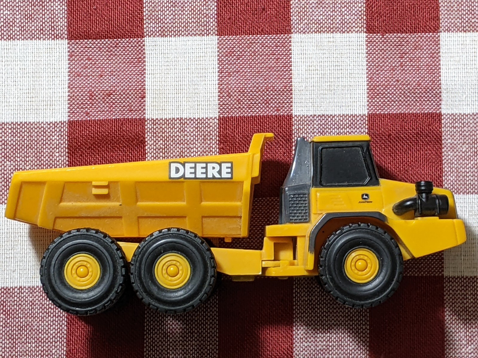Ertl John Deere Licensed 0620CX00 Dump Truck Vintage Toys Collectors Farm