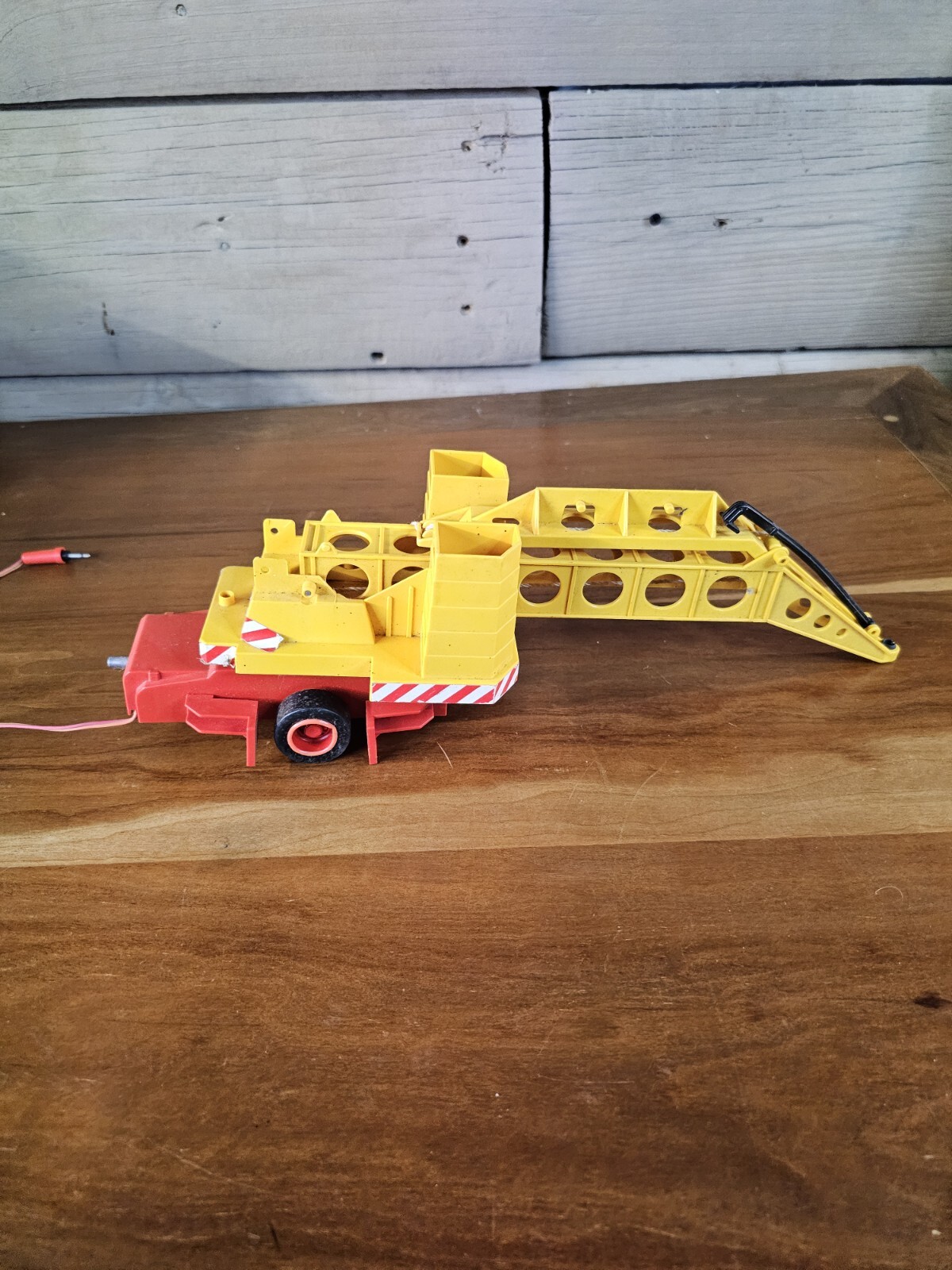 Digger Dan’s Construction Colossal Crane Untested