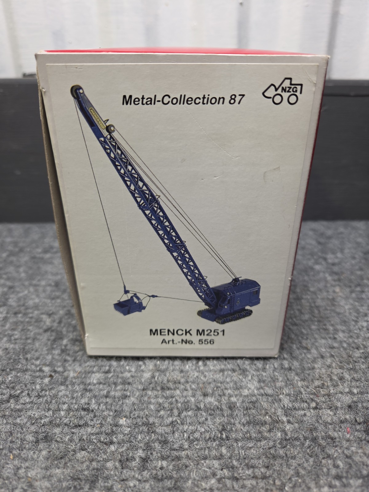 NZG 470 Menck M251 Old-Timer Drag-line Excavator 1/87 Die-cast Brand-new MIB