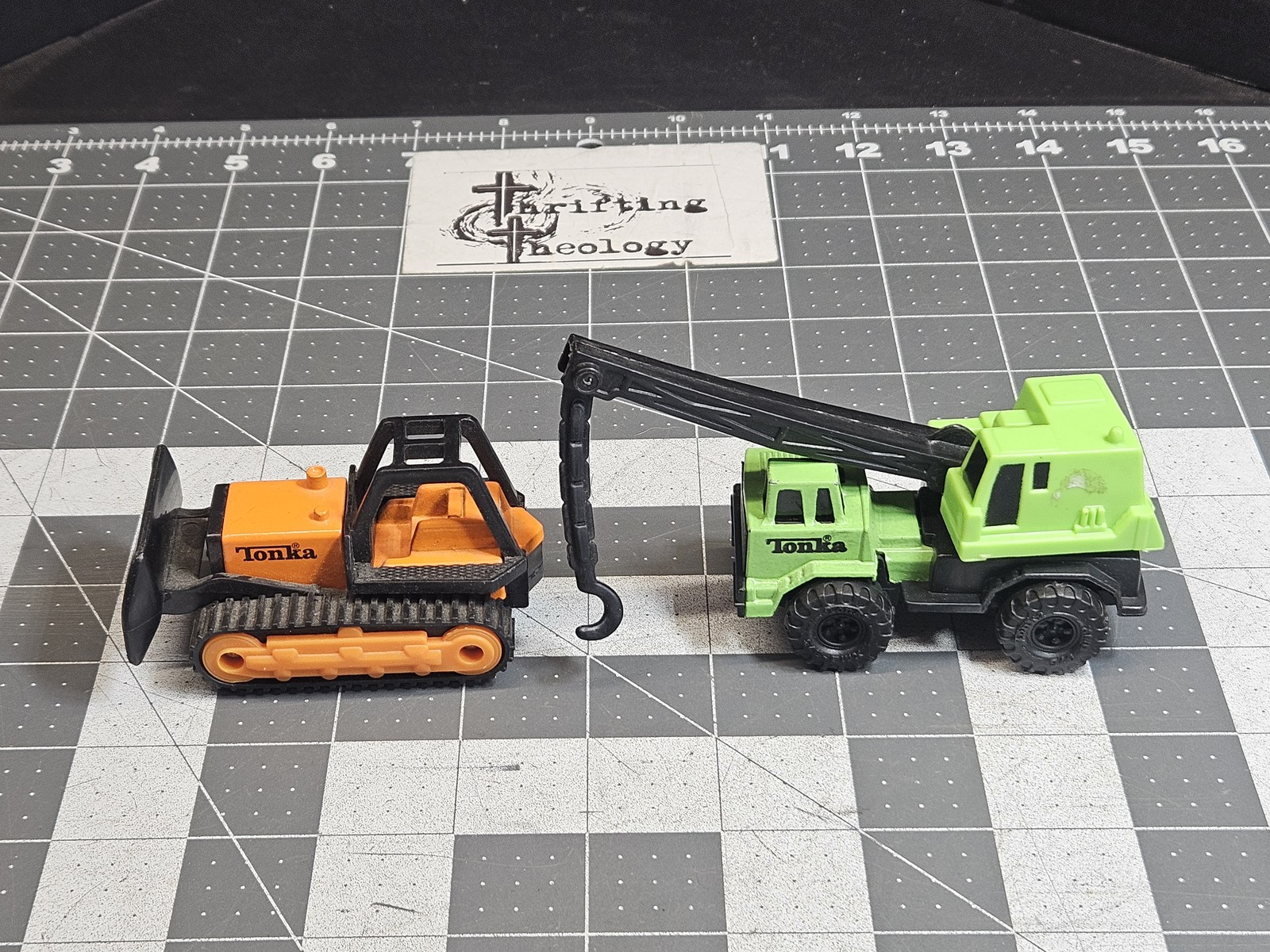 Tonka Mini Construction Vehicles Lot: Bulldozer & Crane Truck 1992 1994 Plastic