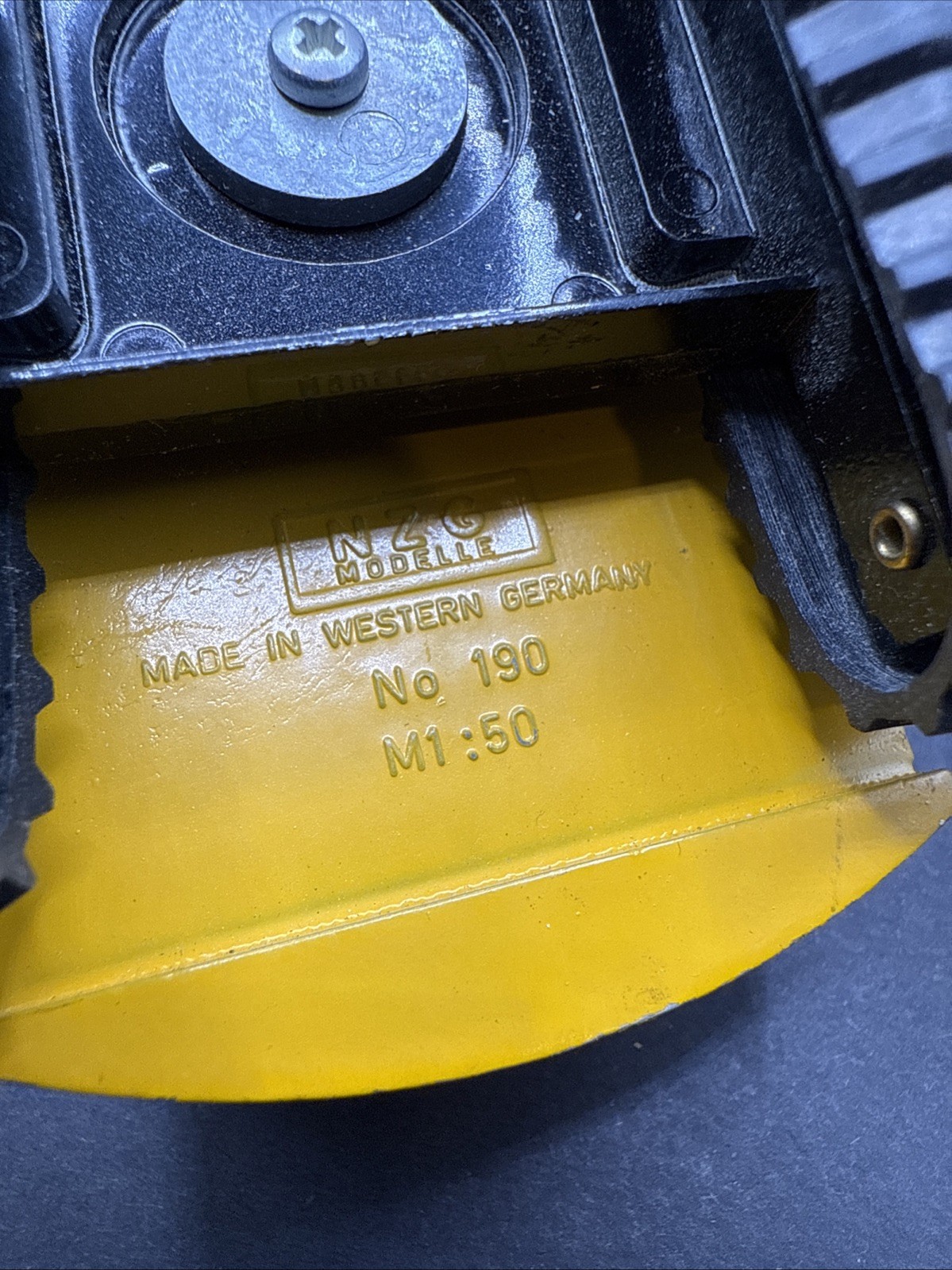 NZG N.Z.G. CATERPILLAR LOT MODEL 190 MODEL 167 AND THE CAT C955 BULLDOZER