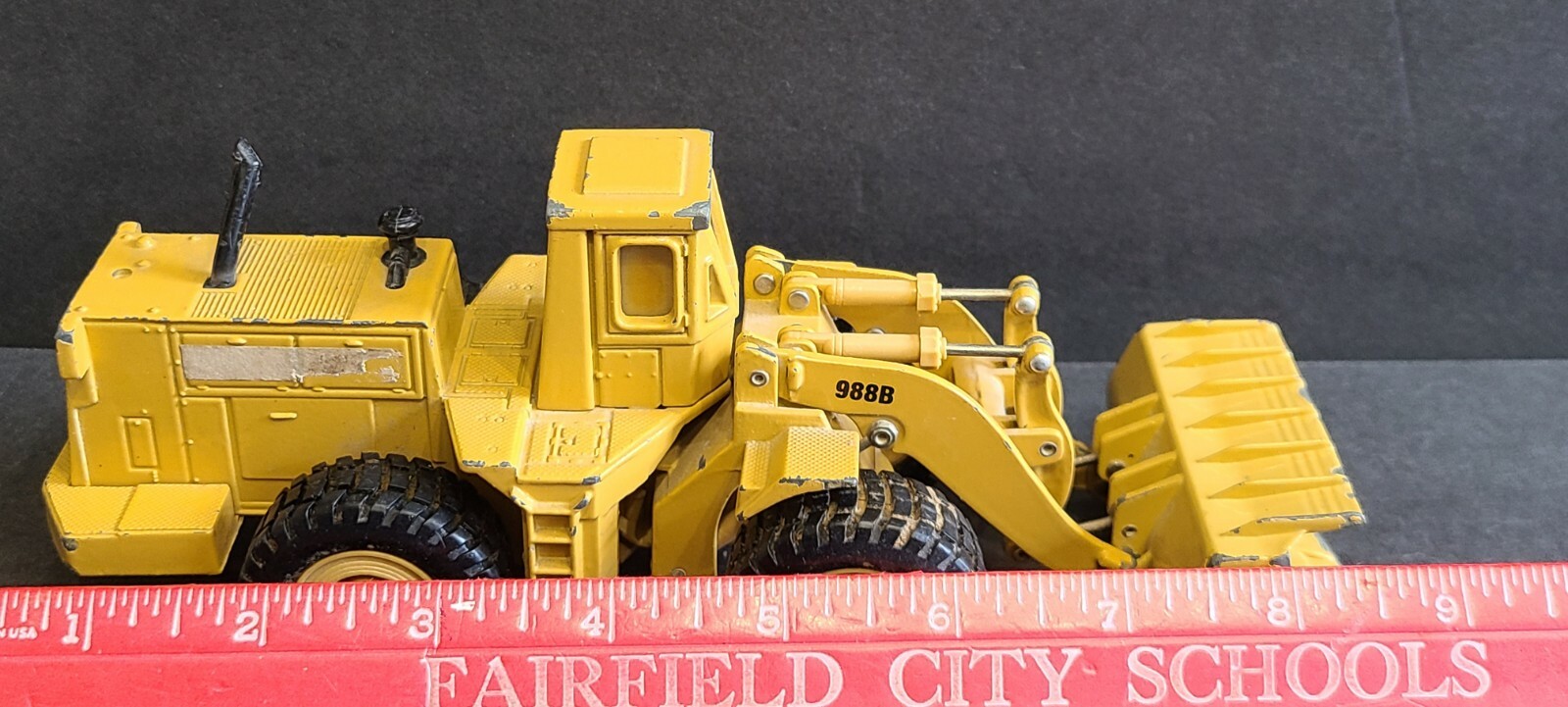 ERTL CAT Caterpillar Wheel Loader 988B 1856F Yellow Die Cast Model Vintage