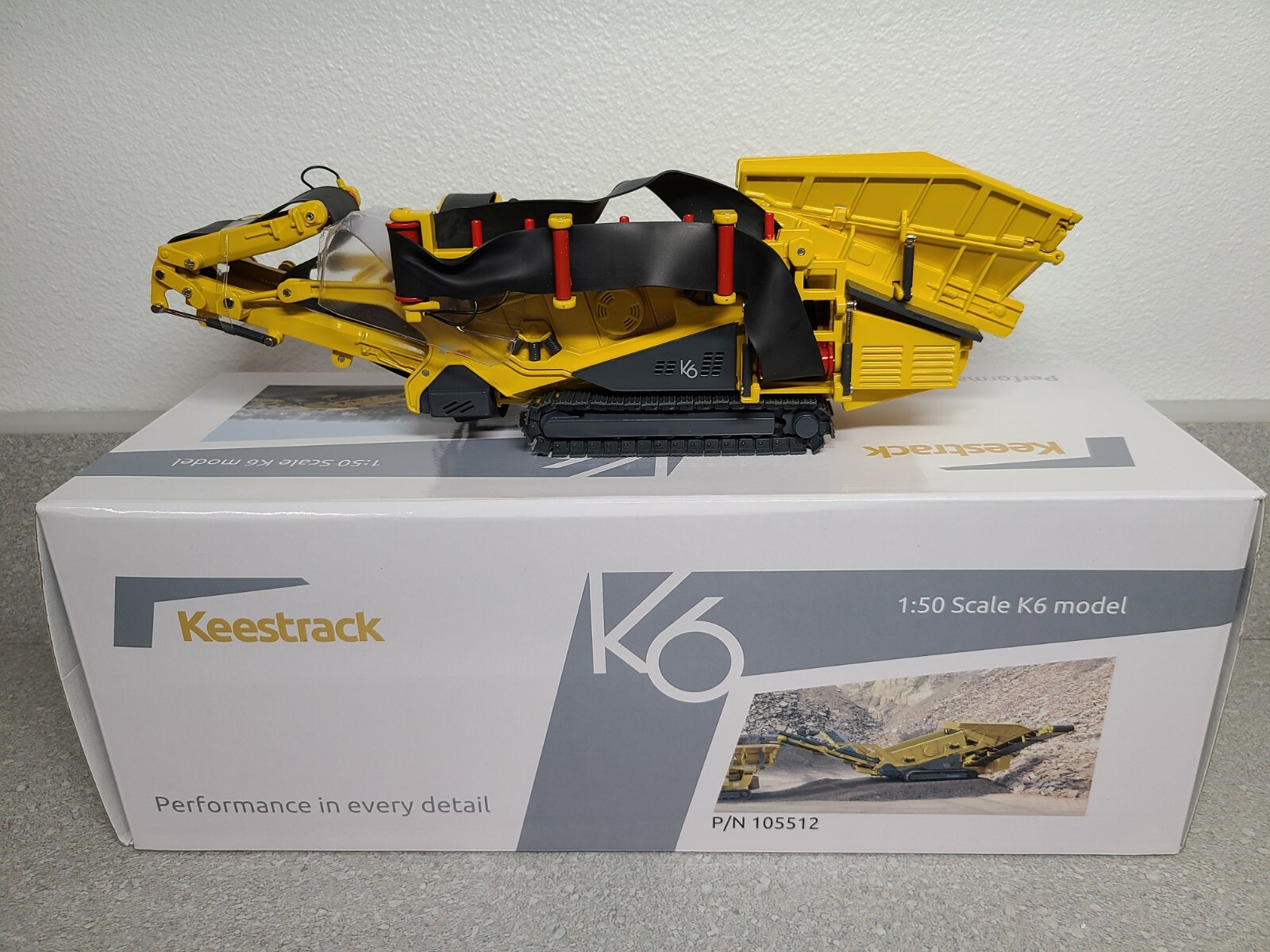 Keestrack Frontier K6 Mobile Tracked Screener – Sunraise 1:50 Scale #105512 New