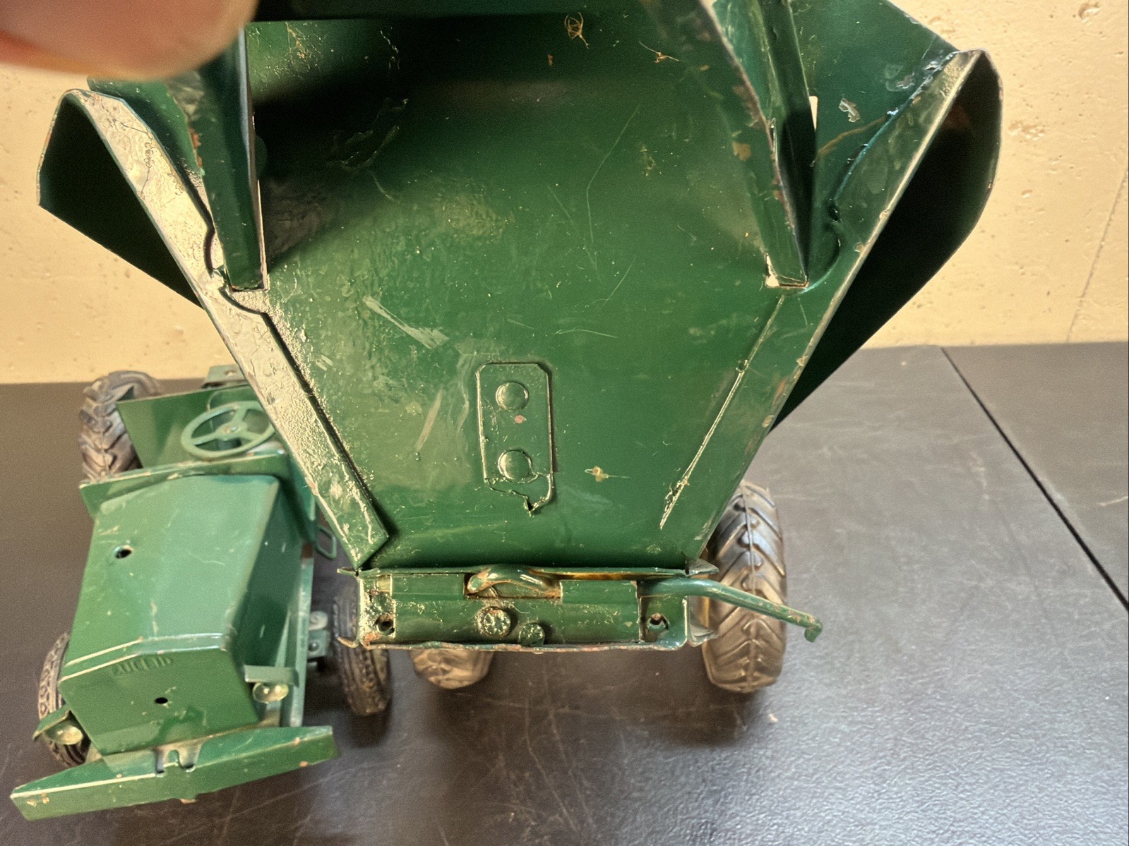 Charles Wm Doepke Metal Toy Euclid THE PIONEER Earth Mover & Tractor Green