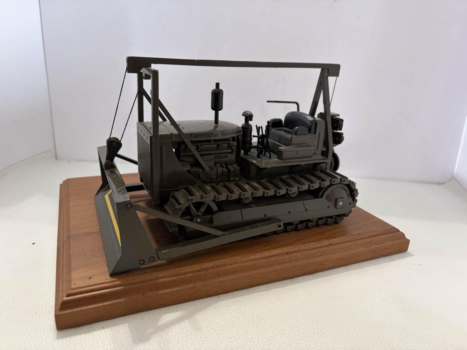 Caterpillar D7 Track Type Tractor 1:25 Norscot WWII 50th Anniversary w/Box