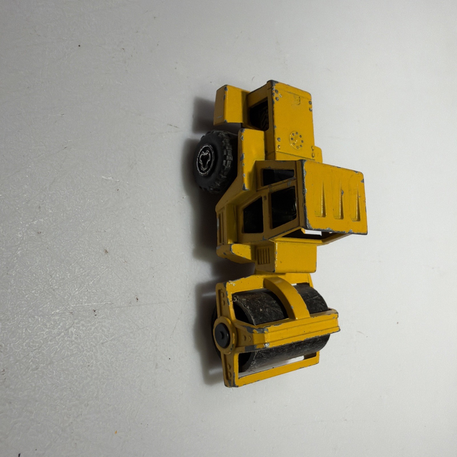 Majorette Construction Vehicles & Hot Wheels Grader. Toys Equipment