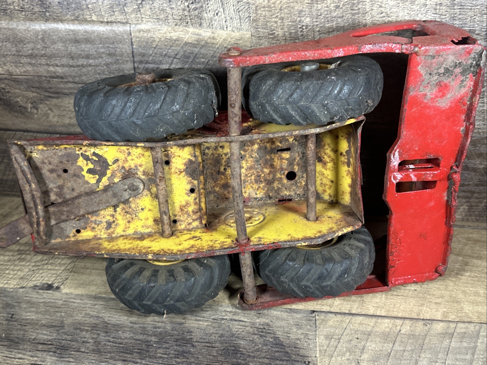 VINTAGE RARE NYLINT TOURNADOZER PRESSED STEEL RUBBER-WHEELED DOZER*READ*